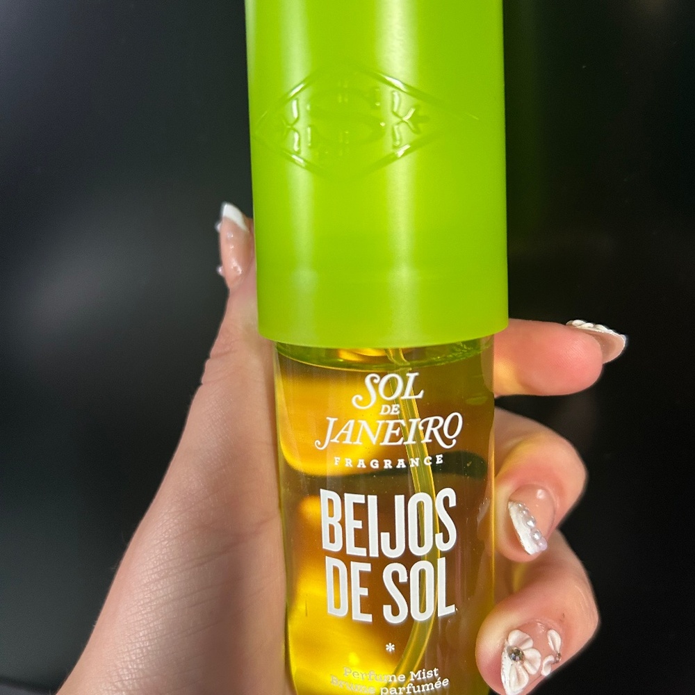 Limited edition sol de Janeiro summer scent 2024 beijos de sol